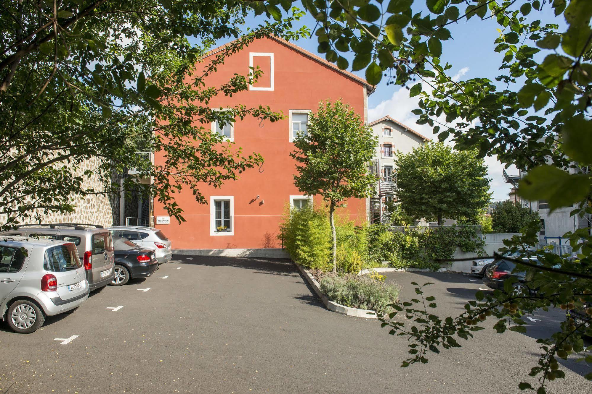 Gite D'Etape Des Capucins Le Puy-en-Velay Exterior foto